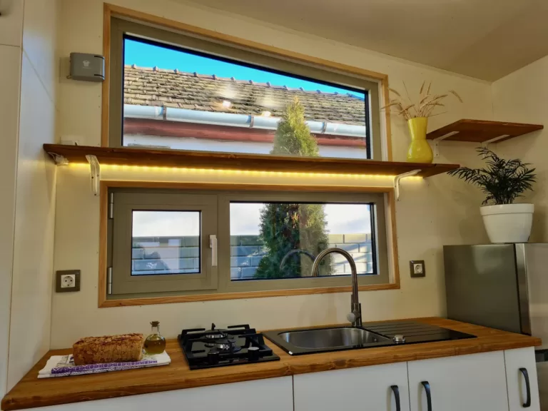 Saturn-82-of-97-scaled